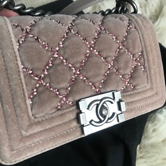 Chanel boy 👜 - Picture 3 of 15